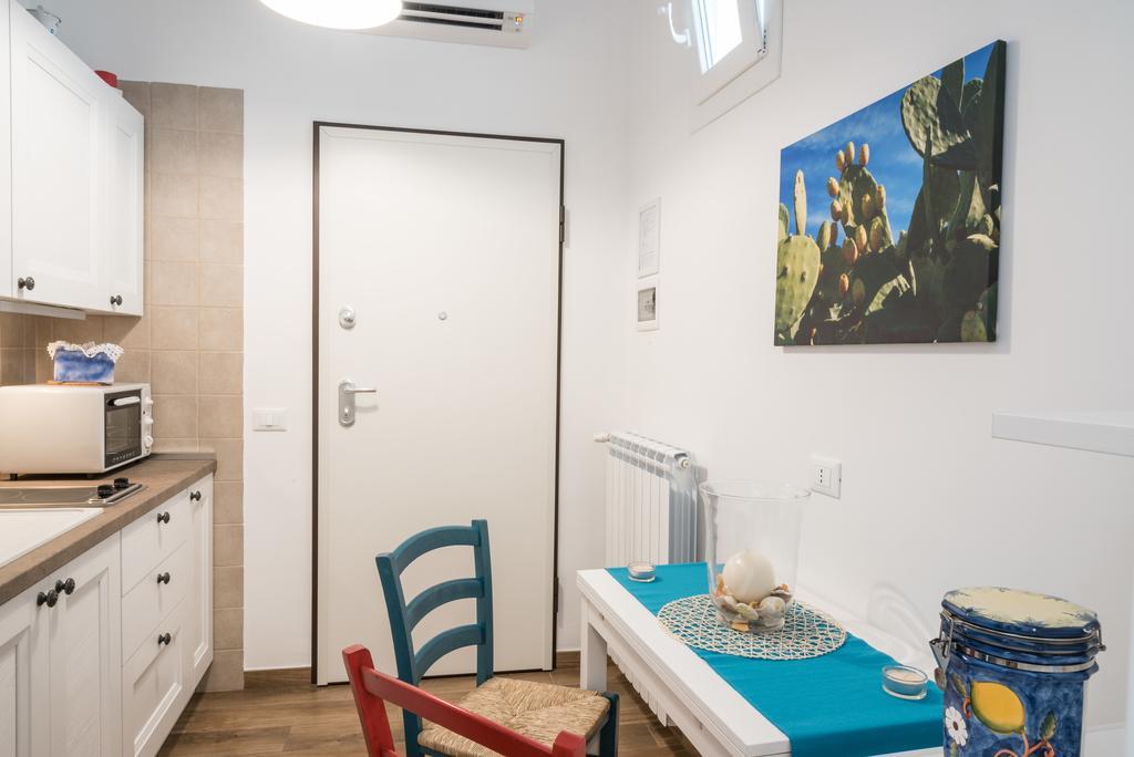 Casa Rebecca Διαμέρισμα Monopoli Δωμάτιο φωτογραφία